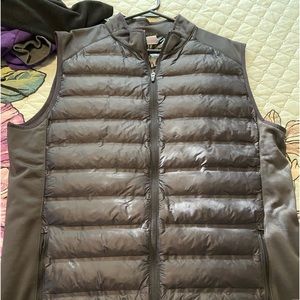 Old navy black xl vest